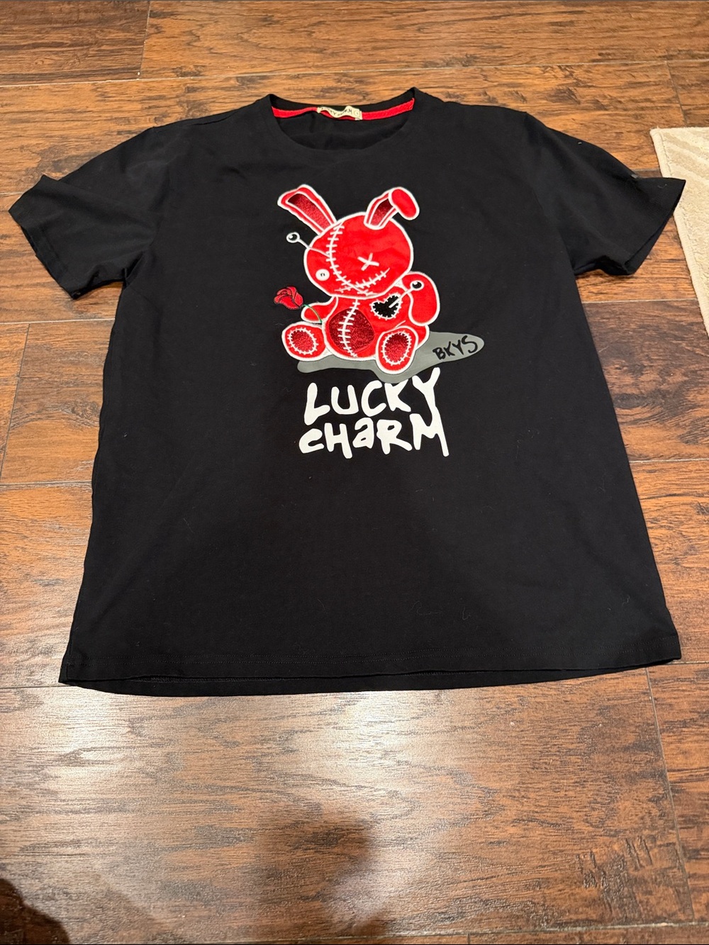 BKYS Lucky Charm Shirt Mens Large Black Red Bunny Graphic Tee Streetwear